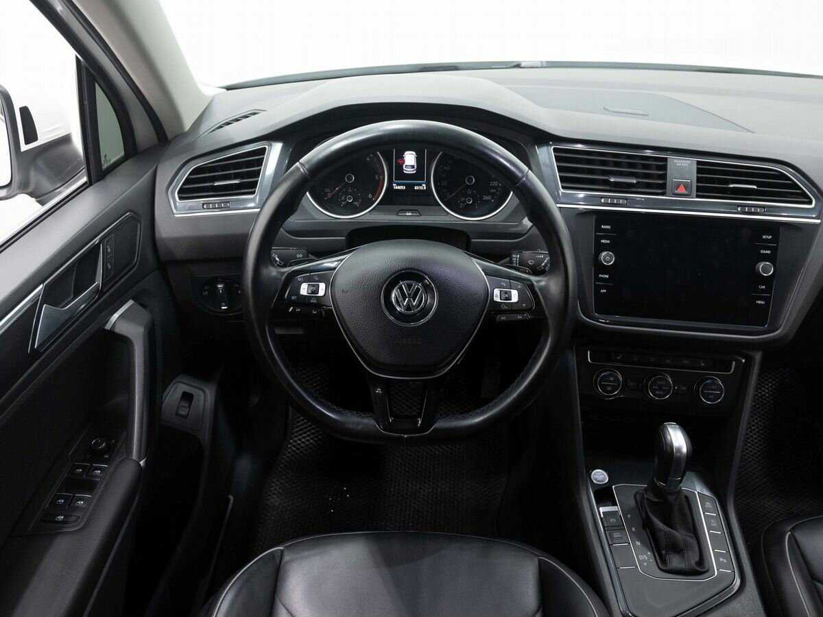 Volkswagen Tiguan, 2018 Фото №15