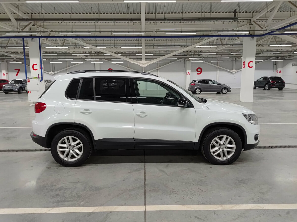 Volkswagen Tiguan I Рестайлинг, 2015 Фото №4