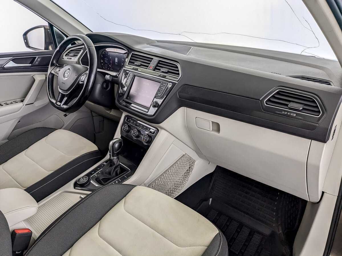 Volkswagen Tiguan, 2017 Фото №11