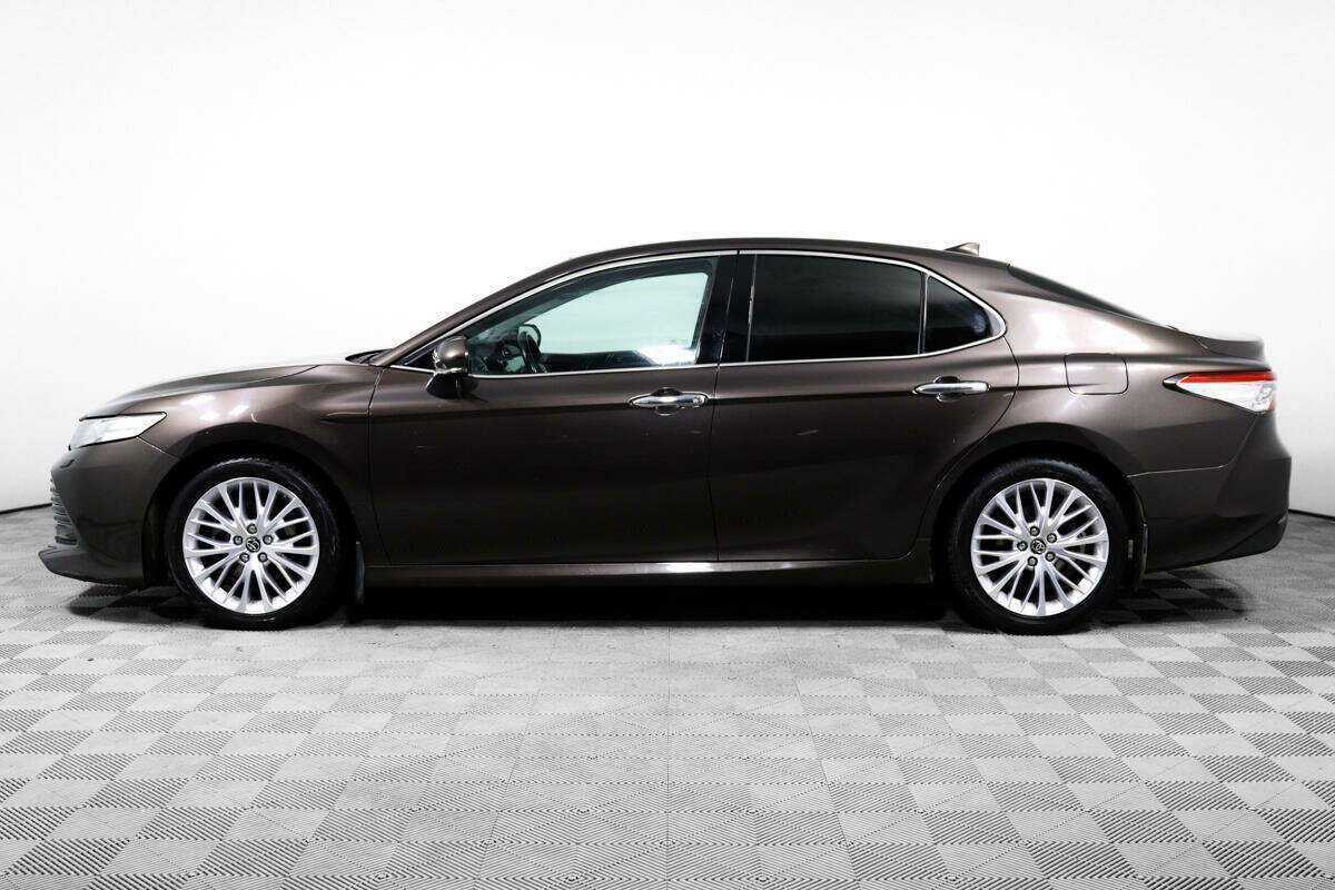 Toyota Camry, 2019 Фото №8