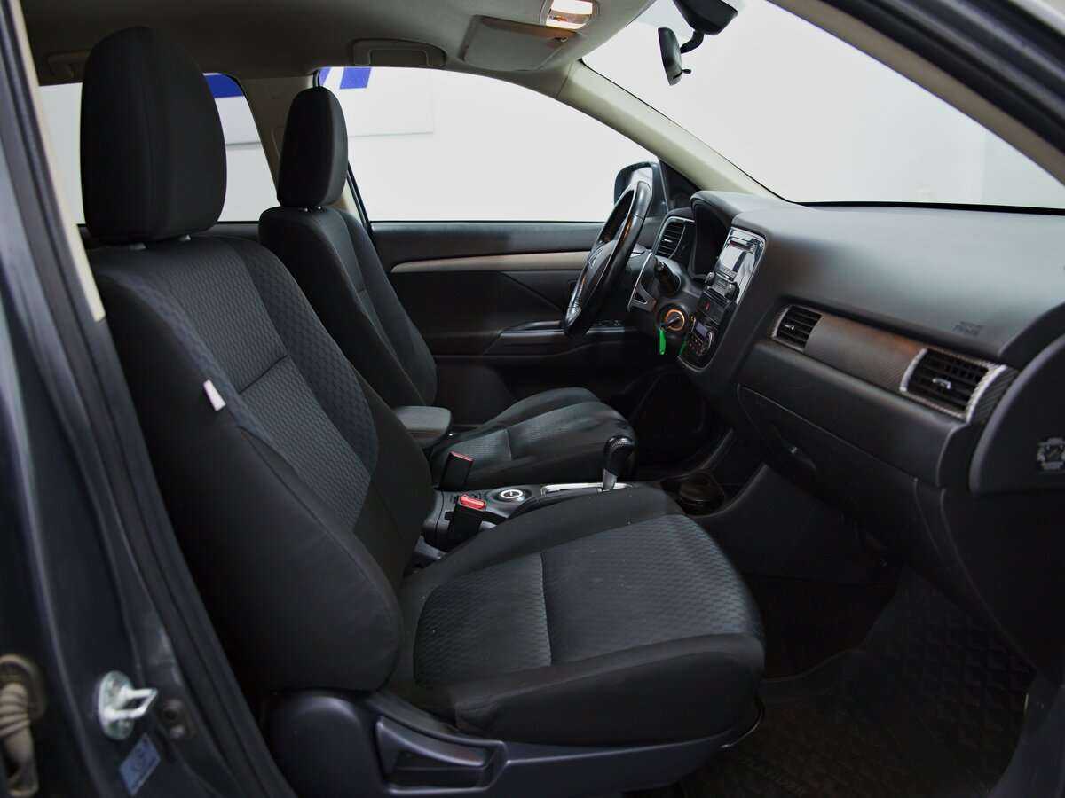 Mitsubishi Outlander, 2013 Фото №6