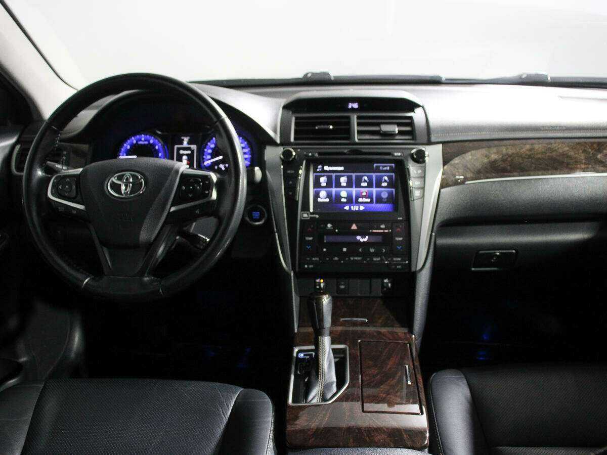 Toyota Camry, 2018 Фото №12