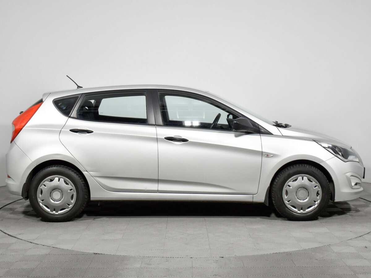 Hyundai Solaris I Рестайлинг, 2015 Фото №4