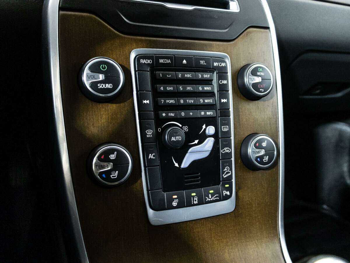 Volvo XC70, 2013 Фото №20