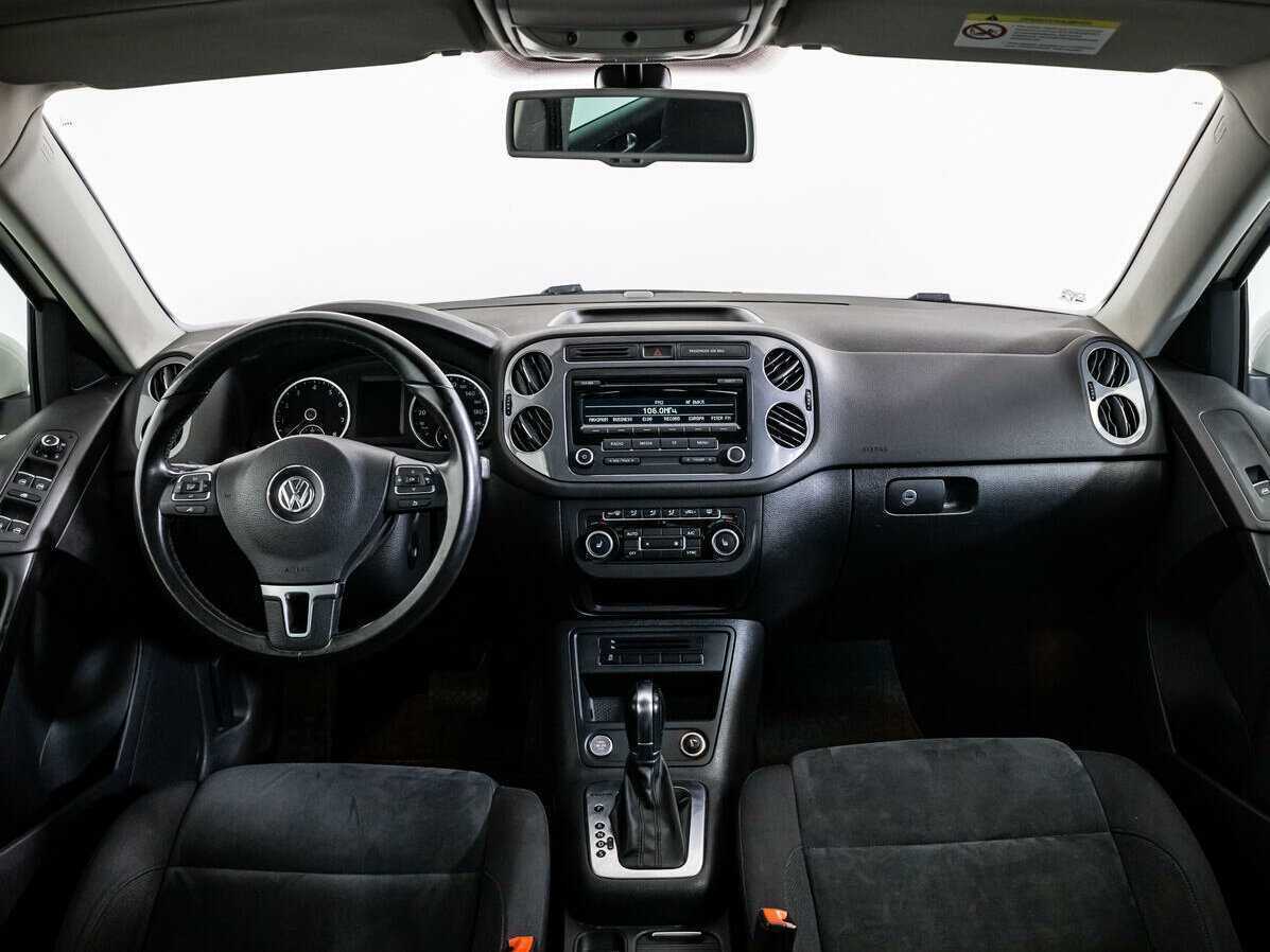 Volkswagen Tiguan, 2012 Фото №11