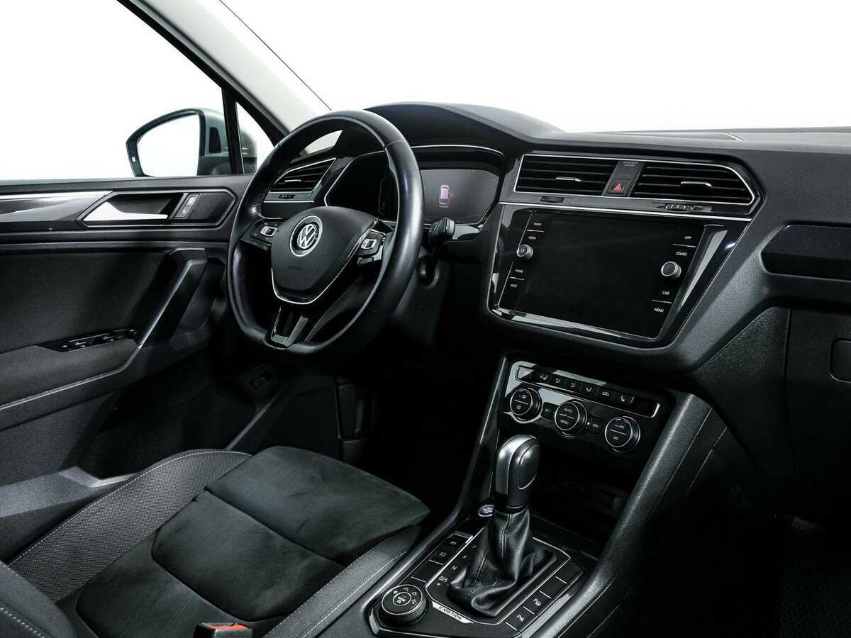 Volkswagen Tiguan, 2020 Фото №7