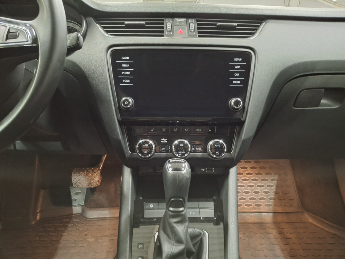 Skoda Octavia III (A7) Рестайлинг, 2020 Фото №15