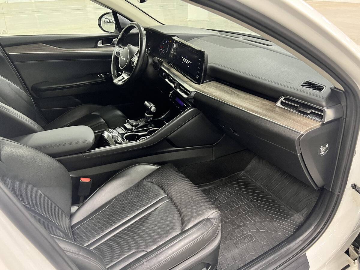 Kia K5 III, 2022 Фото №11