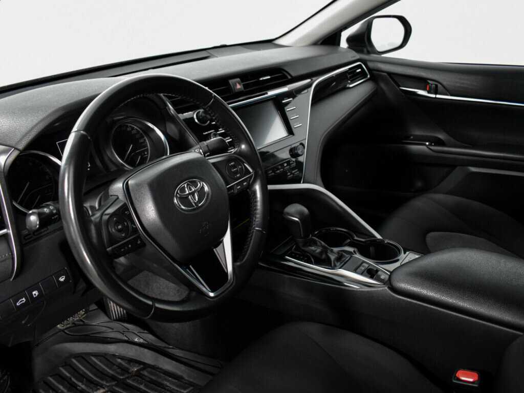 Toyota Camry, 2018 Фото №7