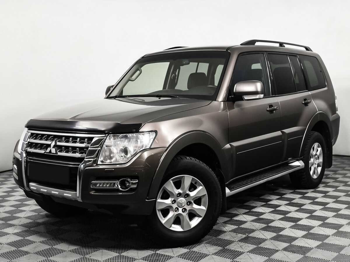 Mitsubishi Pajero, 2015 Фото №1
