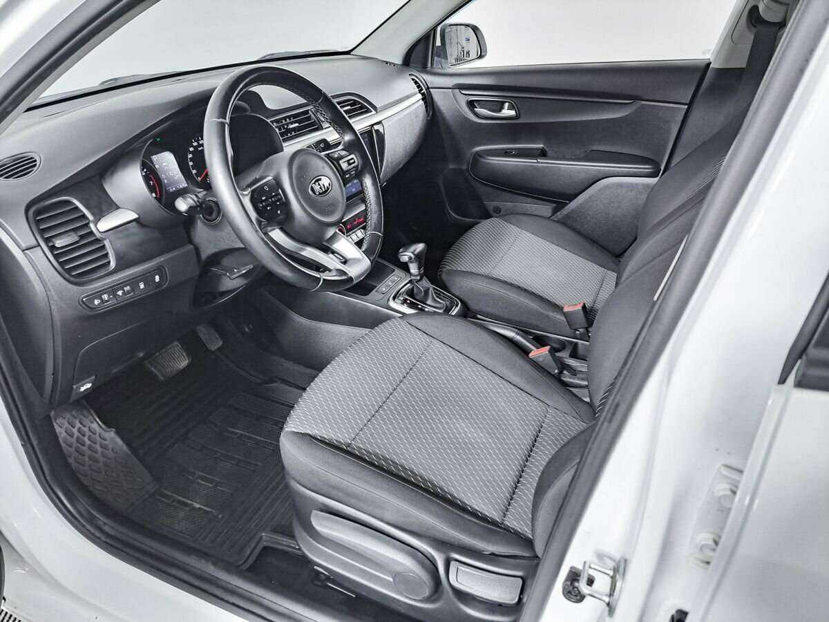 Kia Rio, 2017 Фото №16