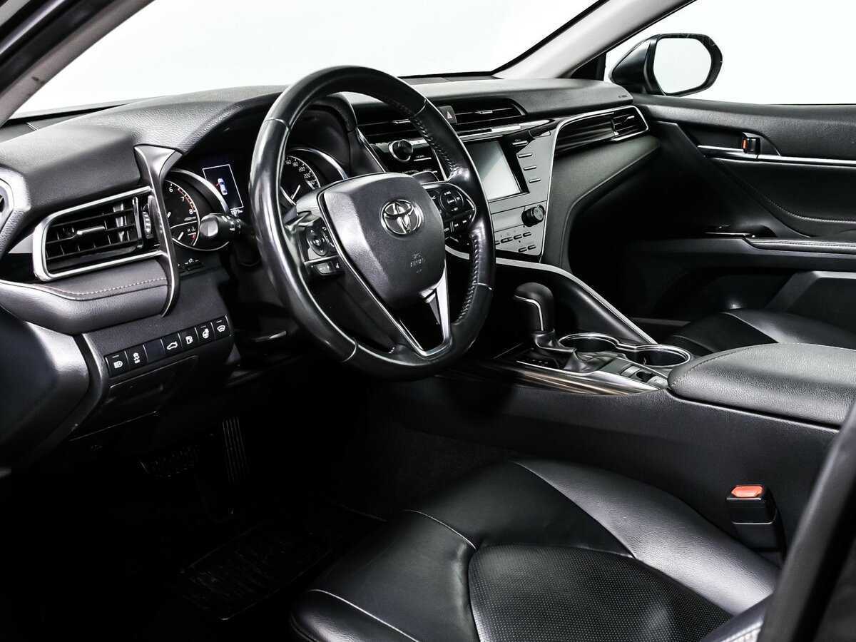 Toyota Camry, 2019 Фото №12