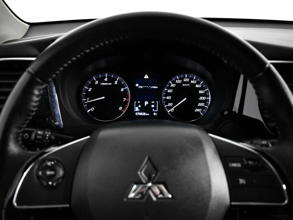 Mitsubishi Outlander, 2020 Фото №11
