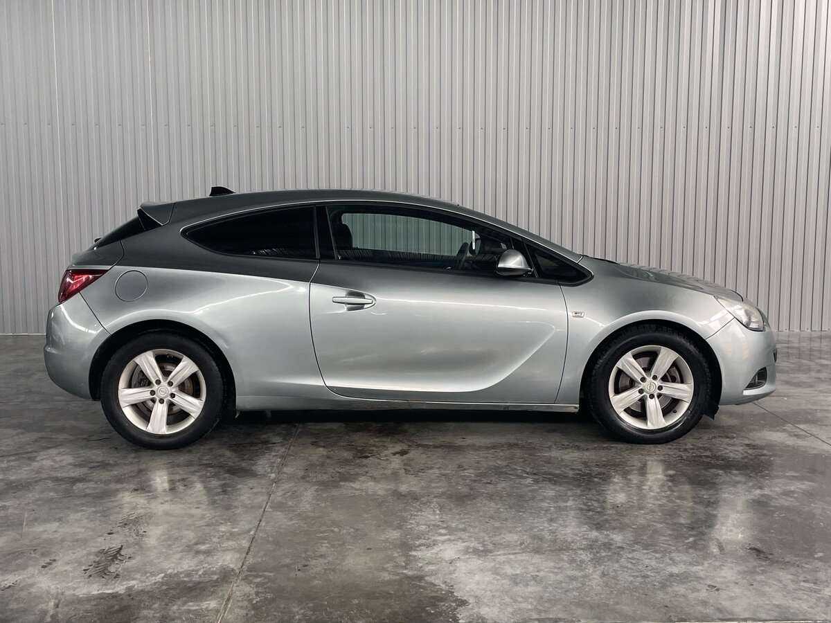 Opel Astra GTC, 2012 Фото №4