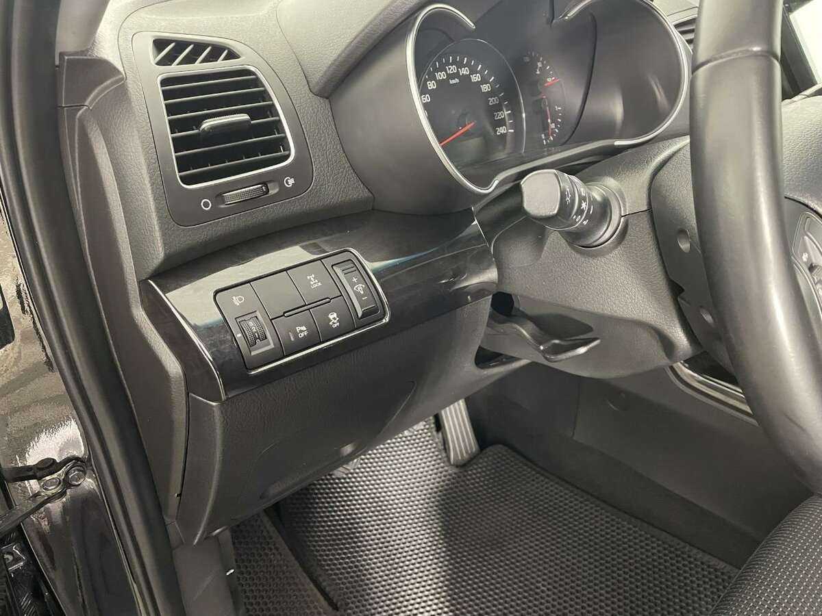 Kia Sorento, 2019 Фото №9