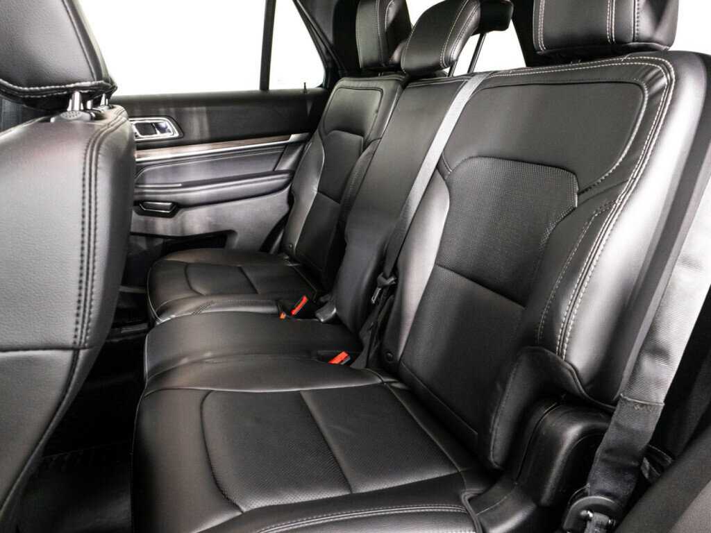 Ford Explorer, 2018 Фото №10