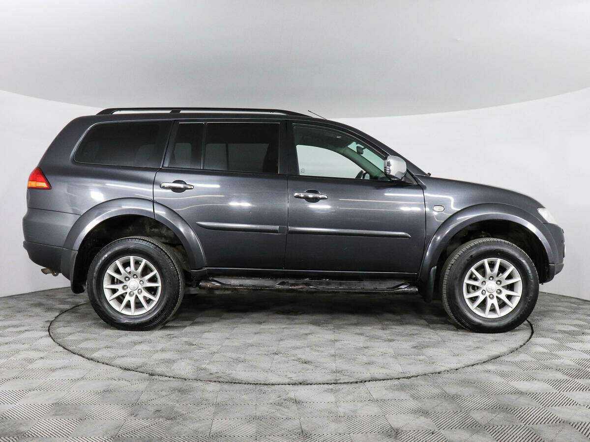 Mitsubishi Pajero Sport, 2012 Фото №4