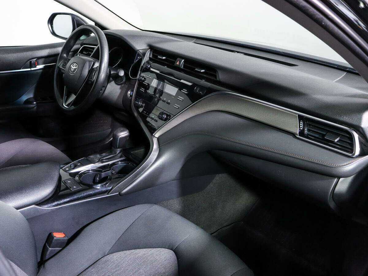 Toyota Camry, 2021 Фото №9