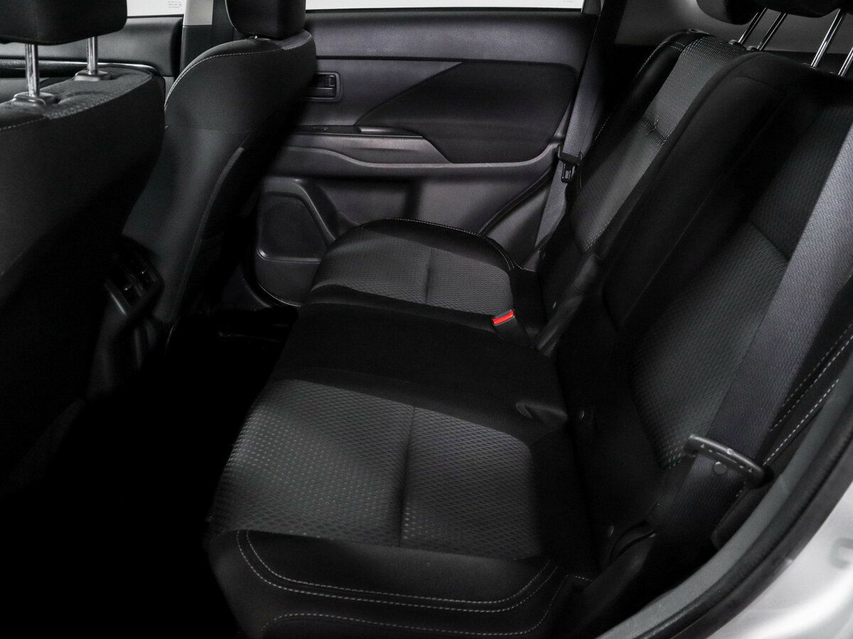 Mitsubishi Outlander III Рестайлинг 3, 2019 Фото №10