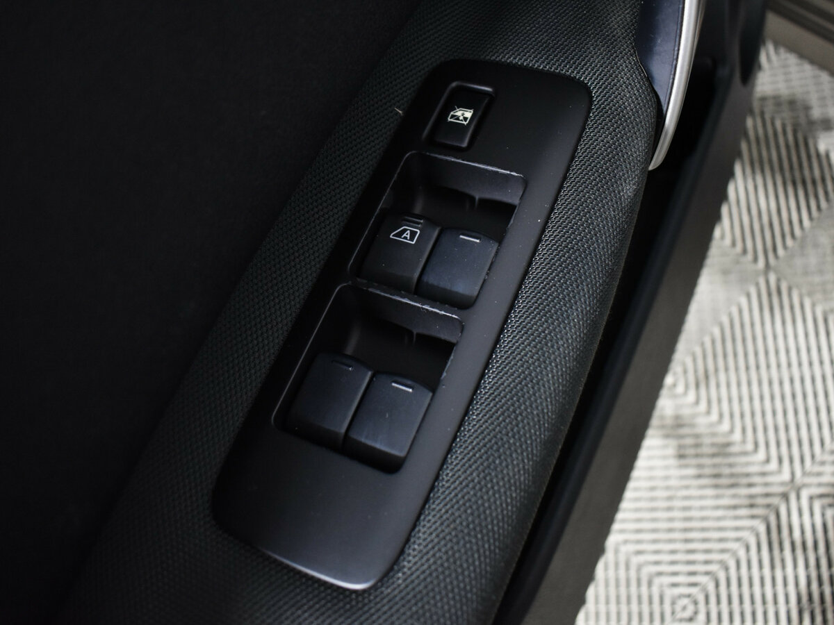 Nissan Qashqai I Рестайлинг, 2012 Фото №14