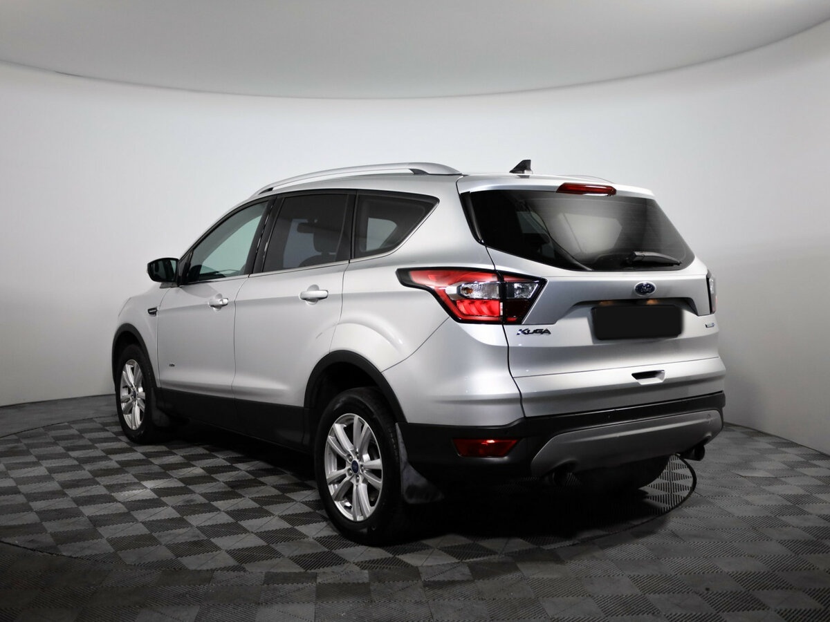 Ford Kuga II Рестайлинг, 2018 Фото №7
