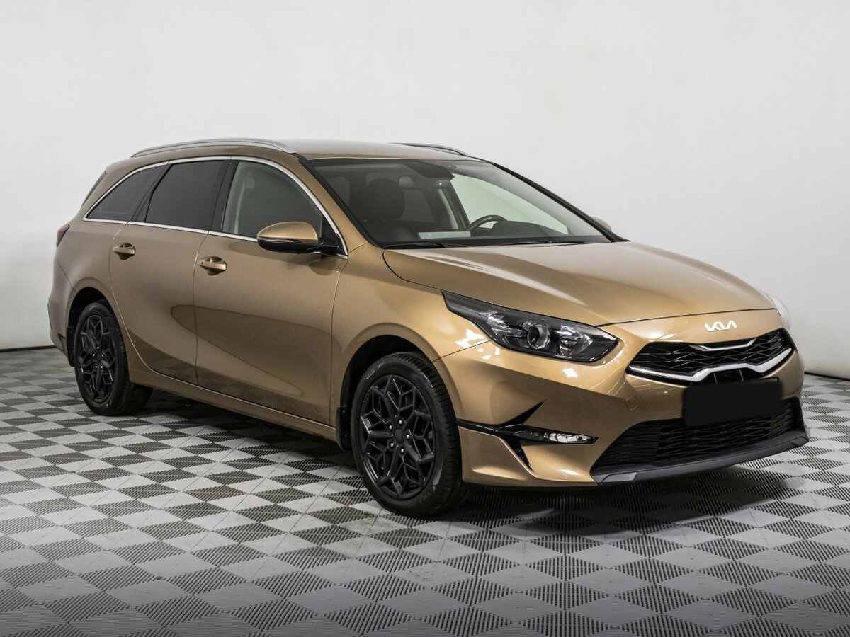 Kia Ceed III Рестайлинг, 2022 Фото №3