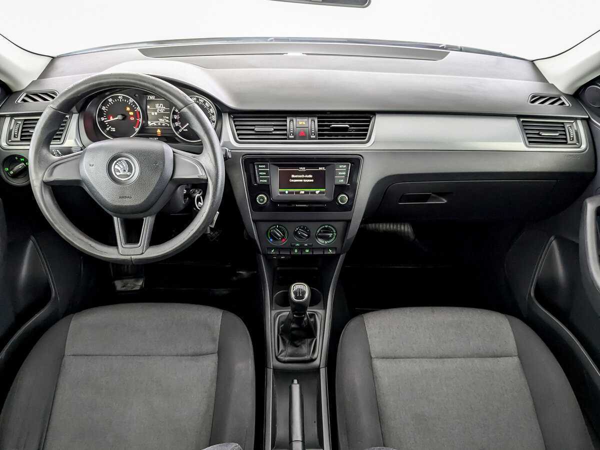 Skoda Rapid, 2017 Фото №14