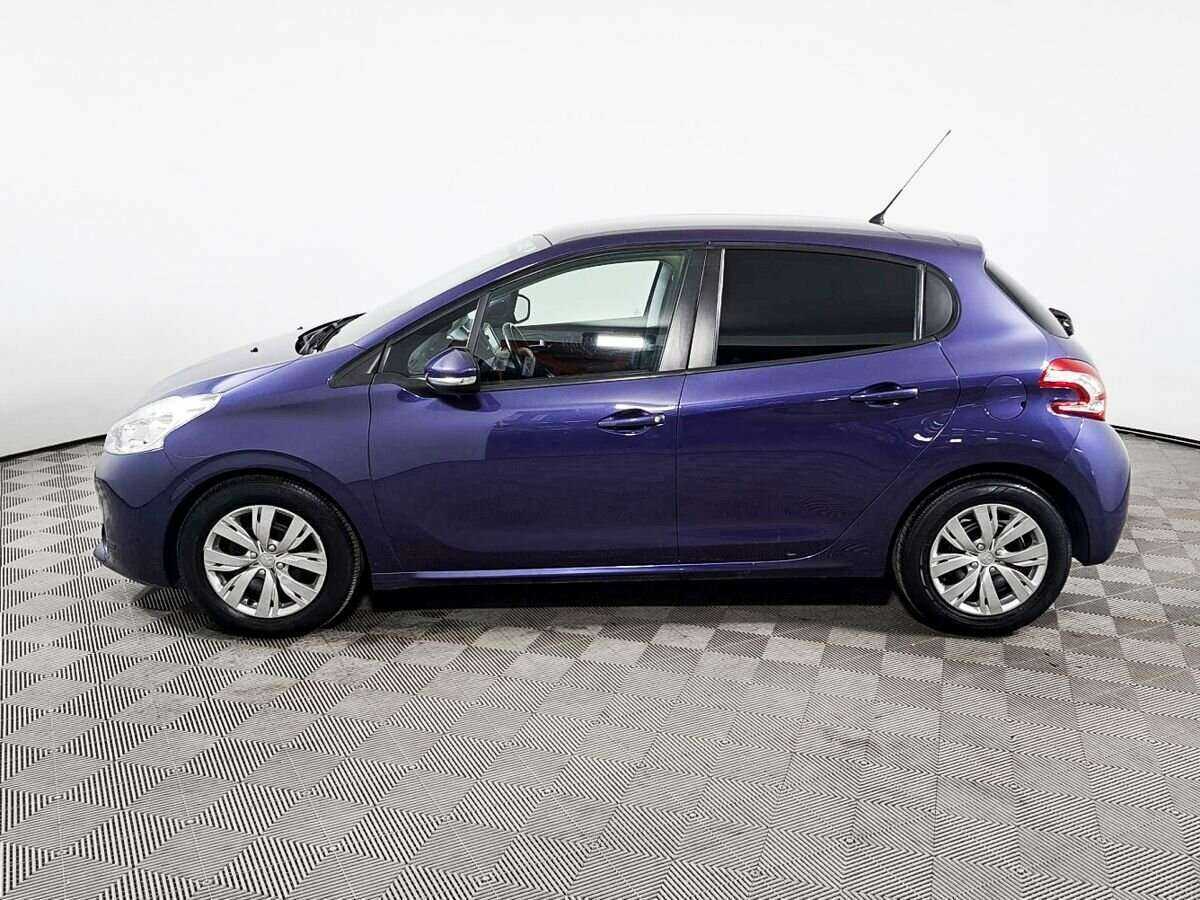 Peugeot 208, 2013 Фото №8