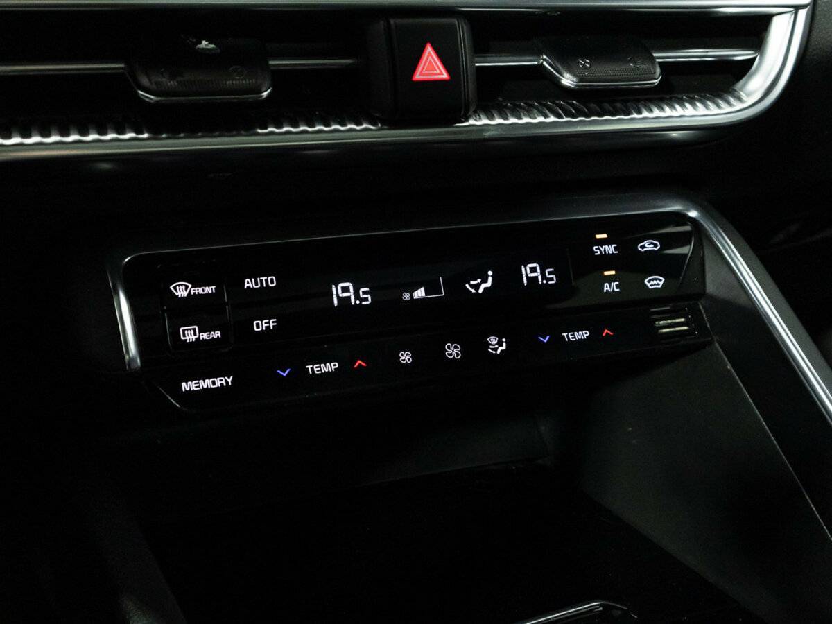 Kia K5, 2021 Фото №23