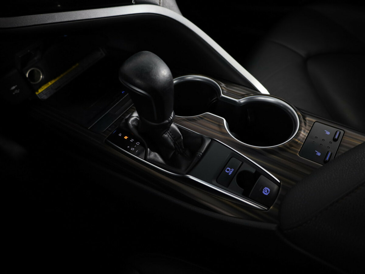 Toyota Camry VIII (XV70), 2021 Фото №13