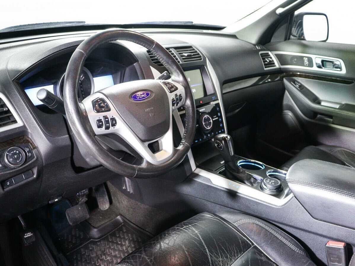 Ford Explorer, 2012 Фото №14