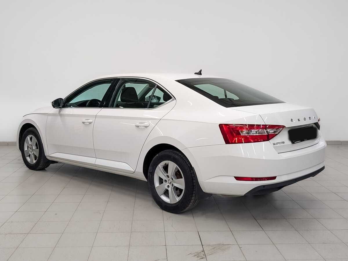 Skoda Superb, 2020 Фото №8
