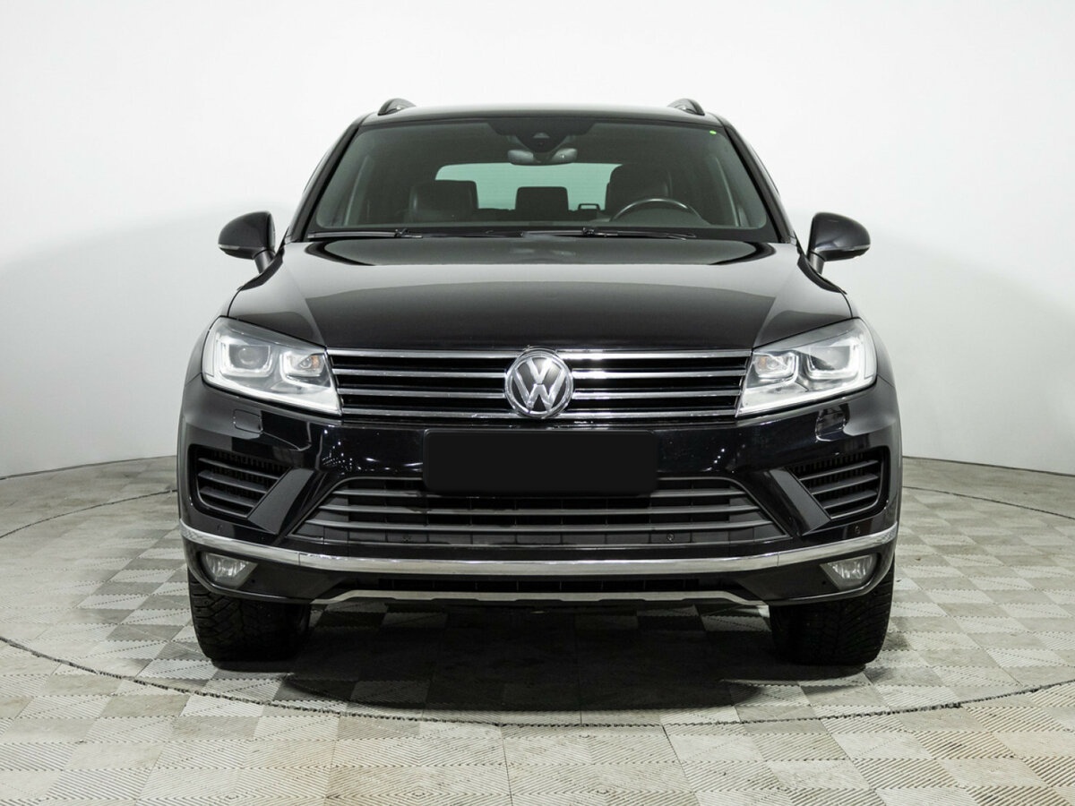 Volkswagen Touareg II Рестайлинг, 2017 Фото №2