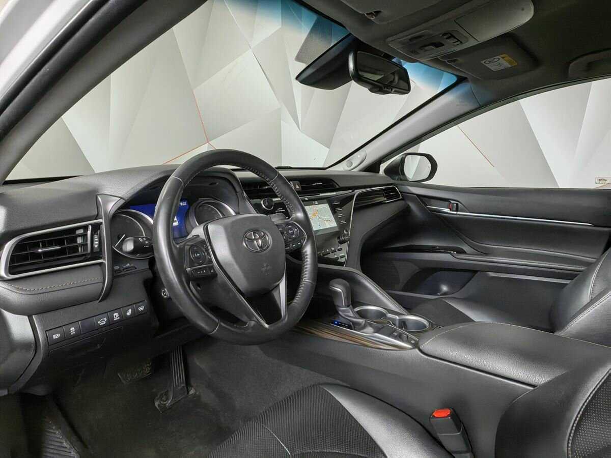 Toyota Camry, 2020 Фото №14