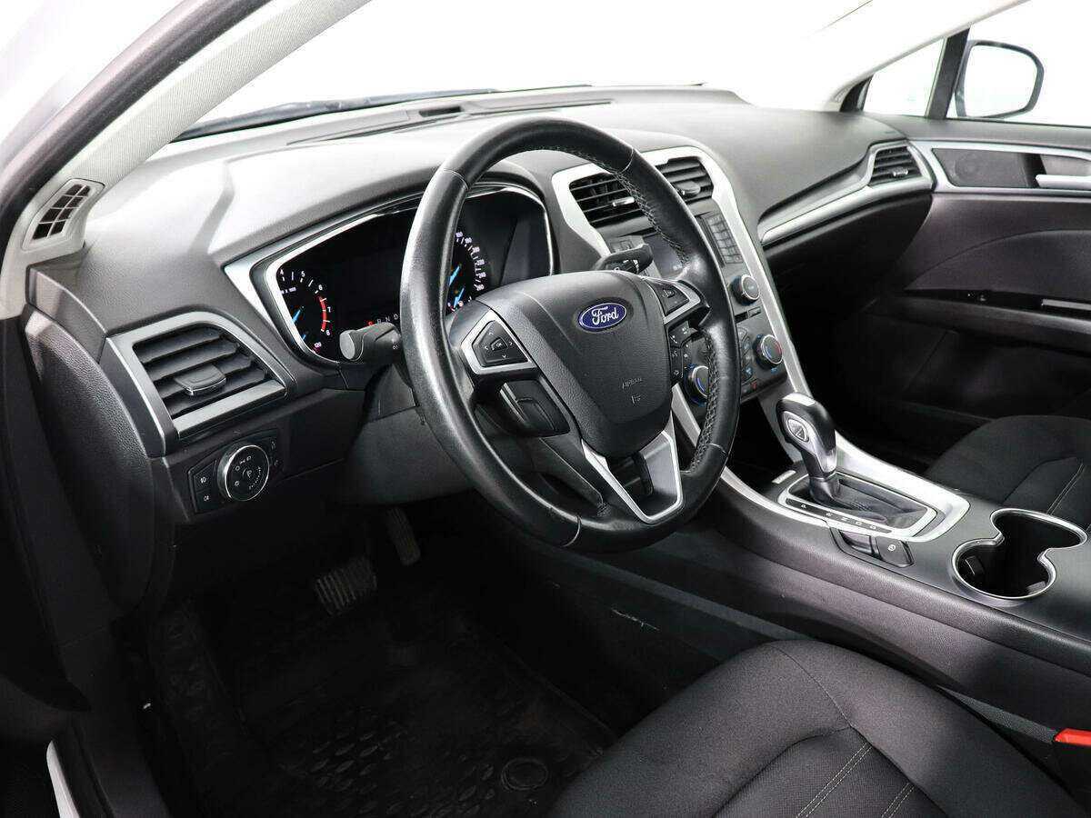 Ford Mondeo, 2017 Фото №6