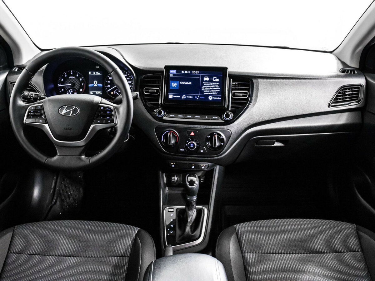 Hyundai Solaris II Рестайлинг, 2021 Фото №9
