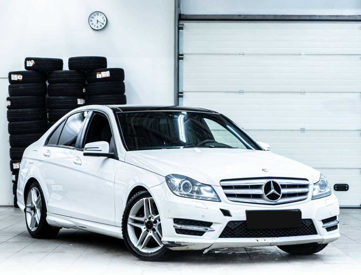 Mercedes-Benz C-Класс 180, 2012 - 131 800 км. | Фото №2