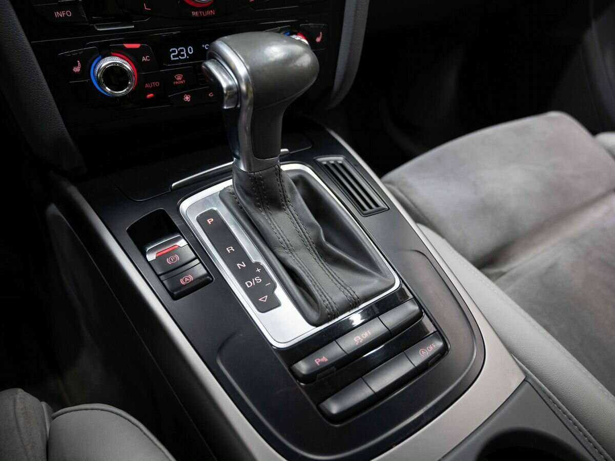 Audi A4, 2012 Фото №15