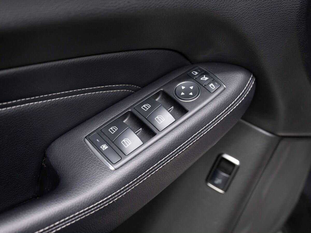 Mercedes-Benz M-Класс 350 CDI, 2012 Фото №26