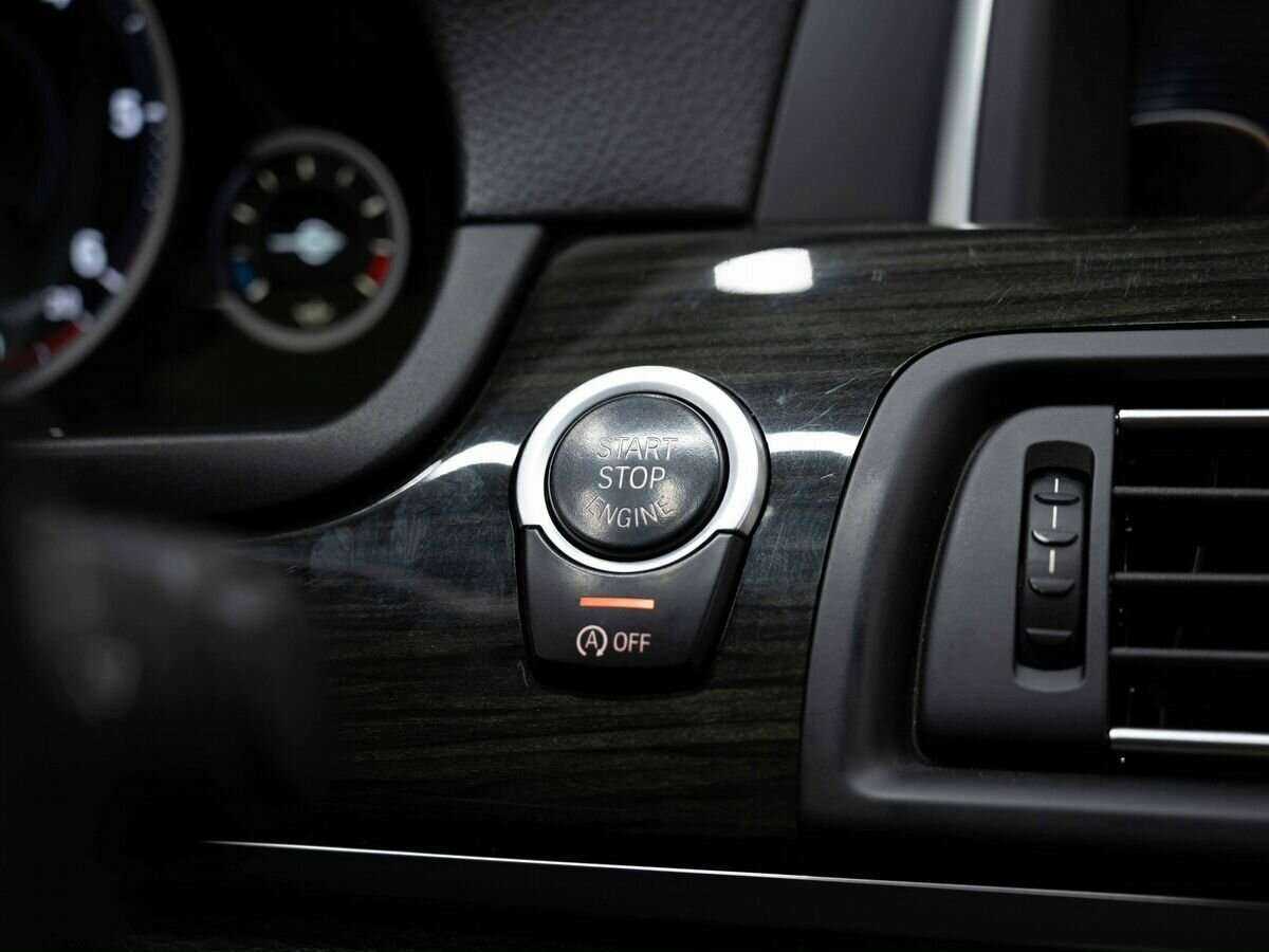 BMW 5 серии 530d xDrive, 2016 Фото №24