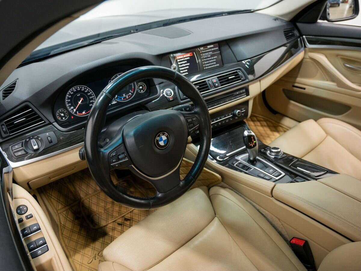 BMW 5 серии 530d xDrive, 2013 Фото №13