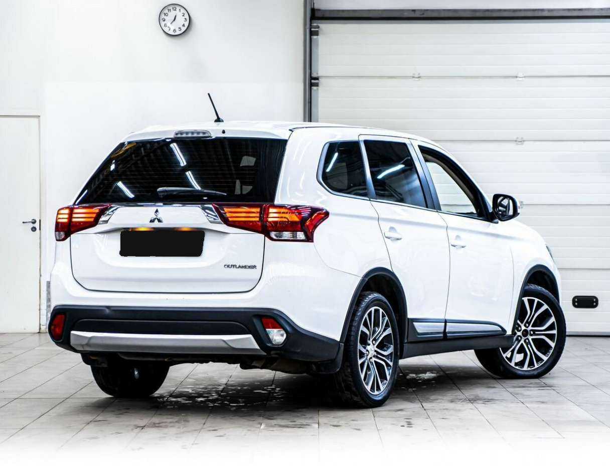 Mitsubishi Outlander, 2015 Фото №4