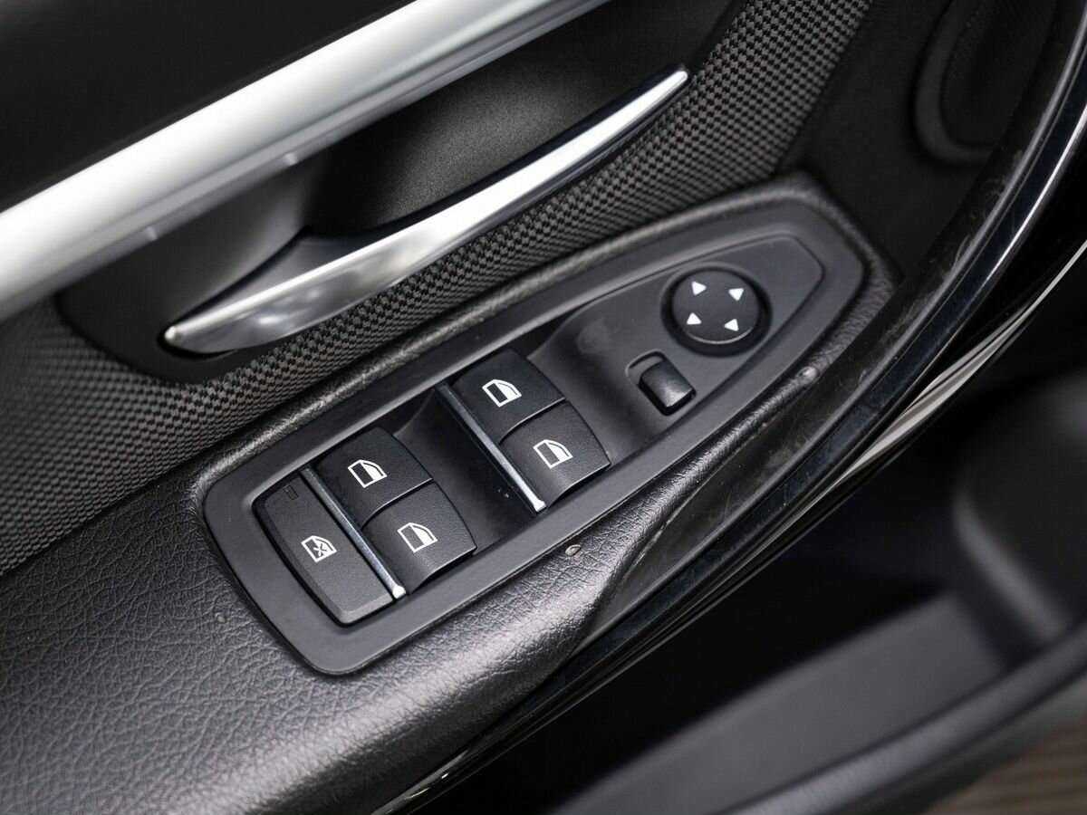 BMW 3 серии 320d xDrive, 2016 Фото №18