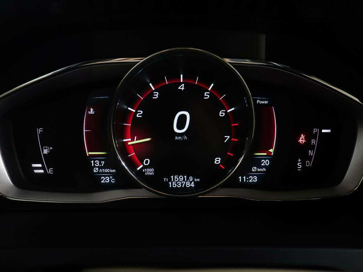 Volvo S60, 2014 Фото №14