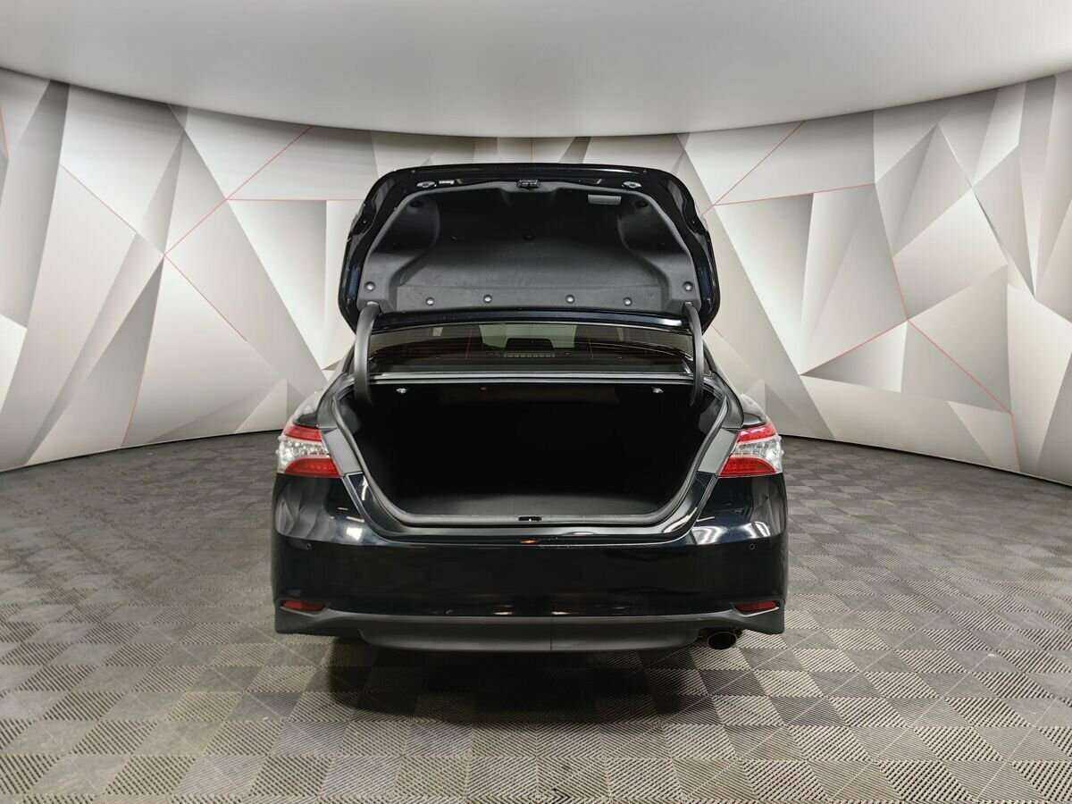 Toyota Camry, 2020 Фото №18