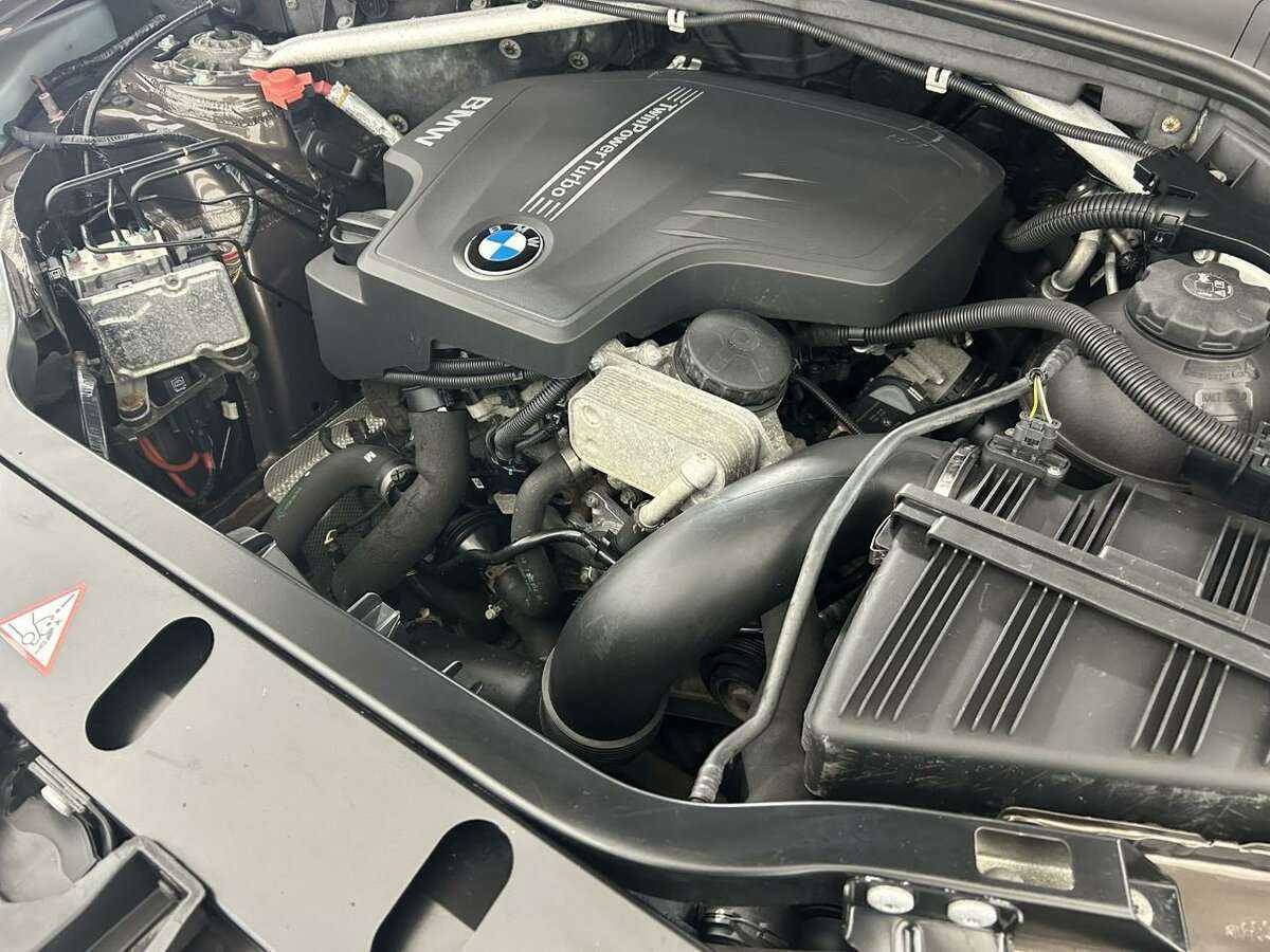 BMW X3 20i xDrive, 2013 Фото №16