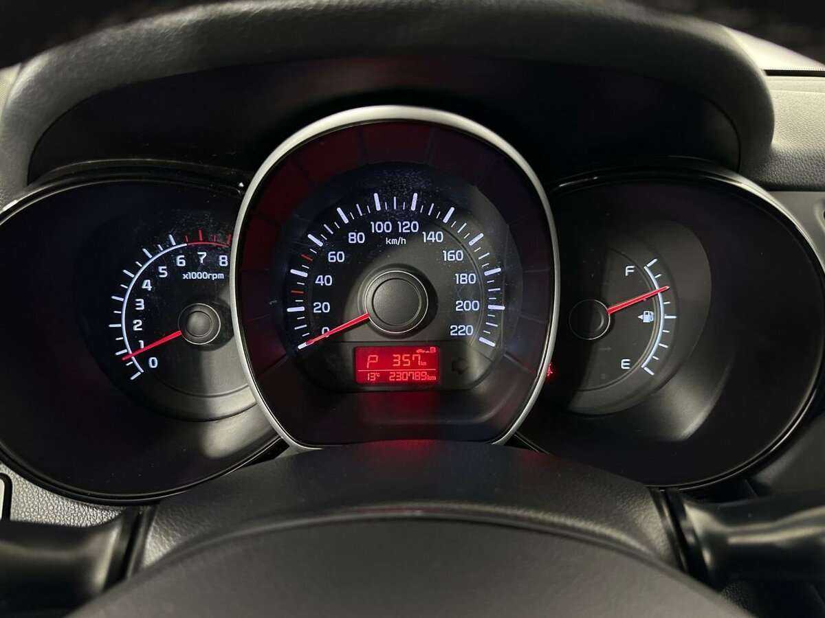 Kia Rio, 2015 Фото №9