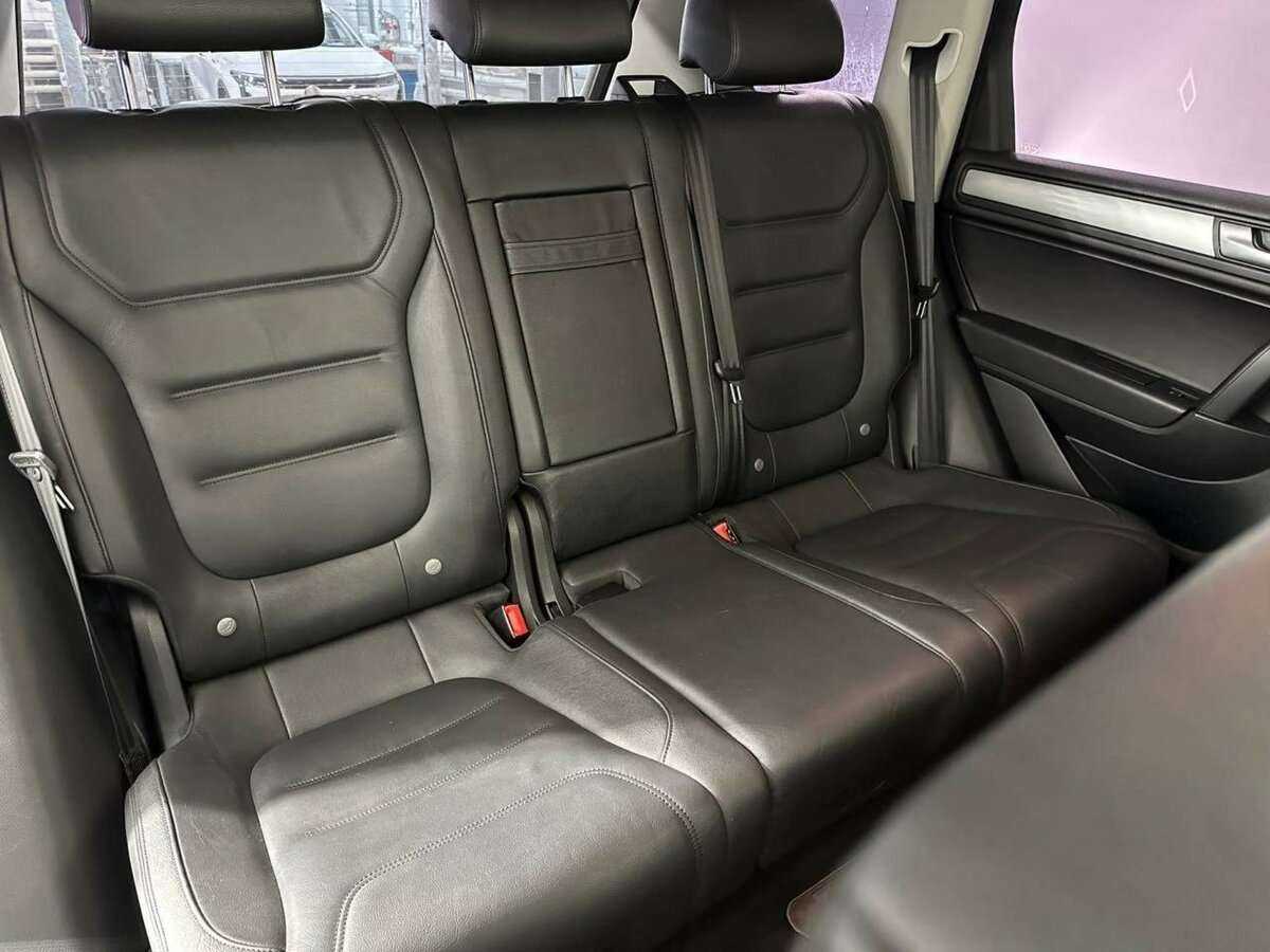 Volkswagen Touareg, 2012 Фото №15