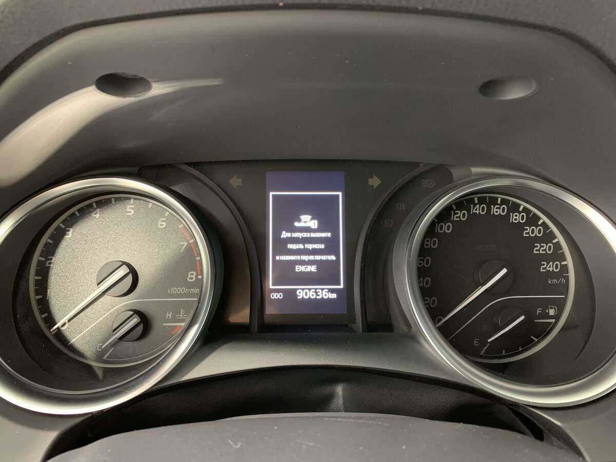 Toyota Camry, 2019 Фото №13