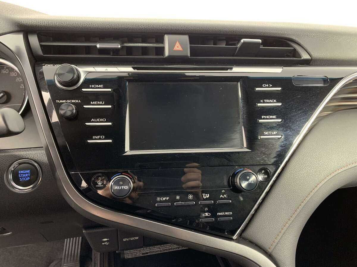 Toyota Camry, 2019 Фото №13